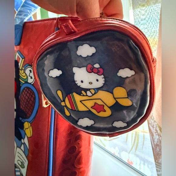 Loungefly Sanrio Hello Kitty Tote/Crossbody NWT - Picture 3 of 4